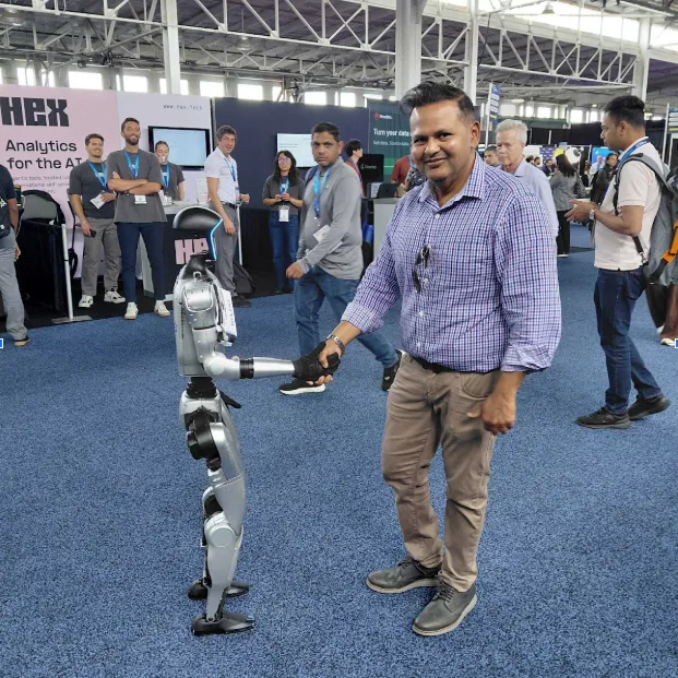 Ibby shaking hands with AI
